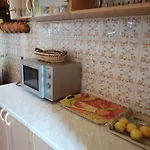 4 Bedrooms Approx 70 M To The Sea