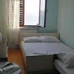 4 Bedrooms Approx 70 M To The Sea Διαμέρισμα
