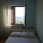 4 Bedrooms Approx 70 M To The Sea Apartment Dramalj