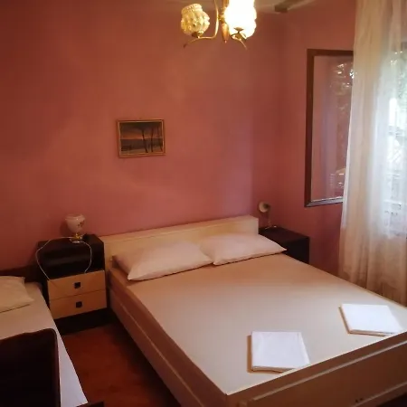 Apartment Approx 50 M To The Sea For 4 Bedrooms Dramalj *