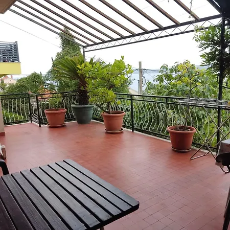 4 Bedrooms Approx 70 M To The Sea Apartmán *