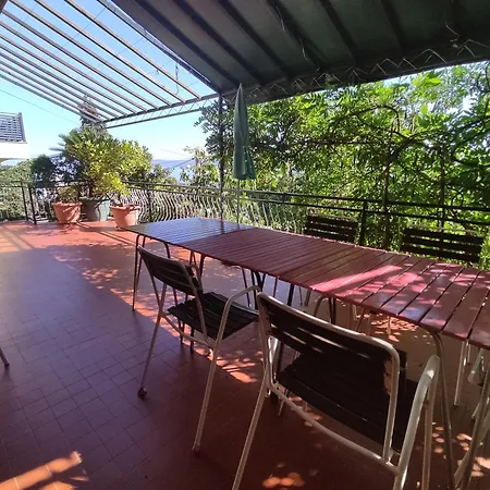 Daire 4 Bedrooms Approx 70 M To The Sea Dramalj