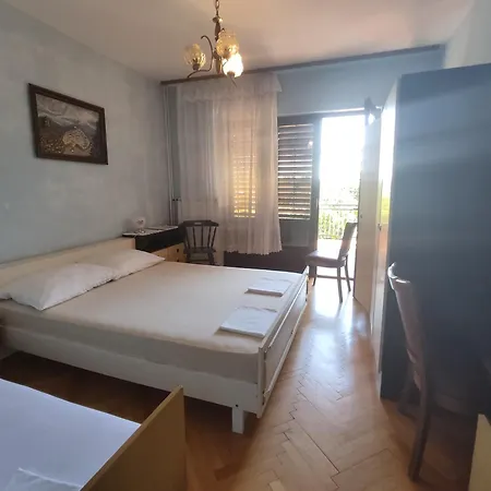 Apartmán 4 Bedrooms Approx 70 M To The Sea *