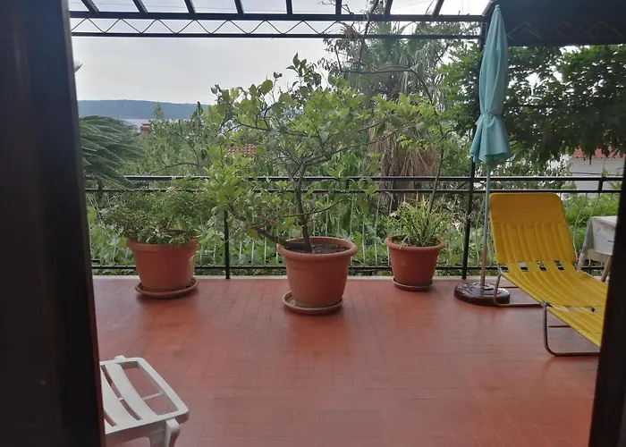 4 Bedrooms Approx 70 M To The Sea Dramalj