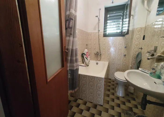 Daire 4 Bedrooms Approx 70 M To The Sea Dramalj