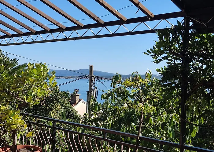 Daire 4 Bedrooms Approx 70 M To The Sea Dramalj